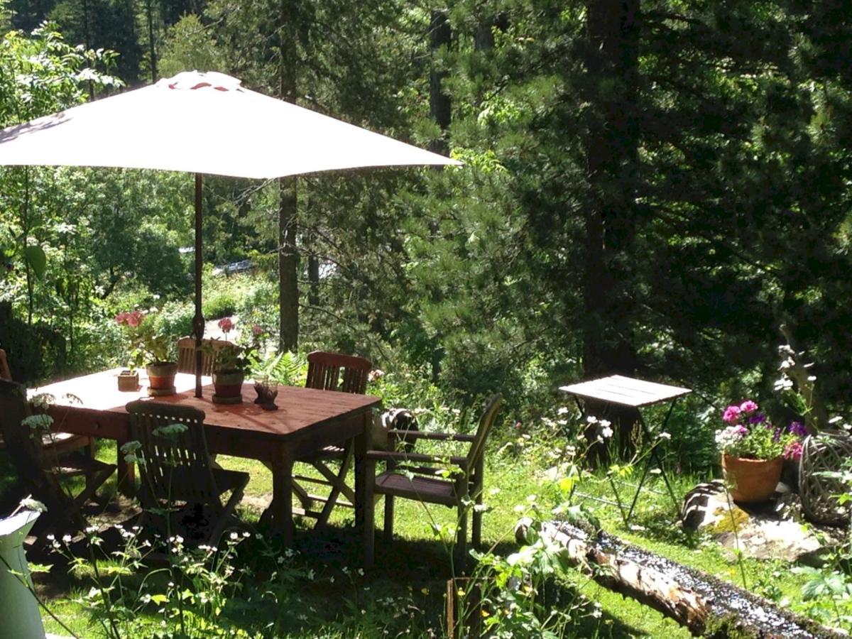 The Guest House Валорсин Екстериор снимка