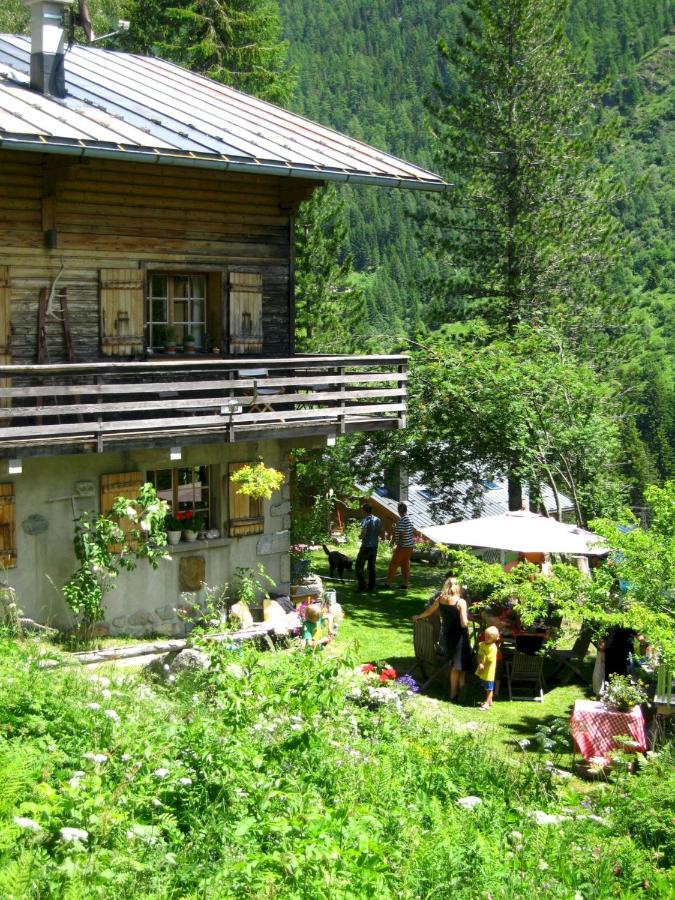 The Guest House Валорсин Екстериор снимка